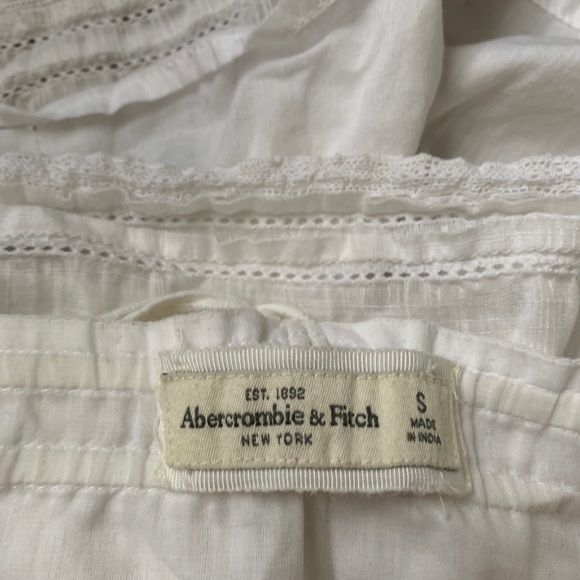 Abercrombie white cross-back camisole tank - Picture 5 of 5